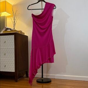 Perspective Fuchsia color dress